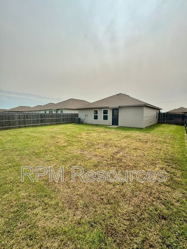 Building Photo - 11816 Jude Way