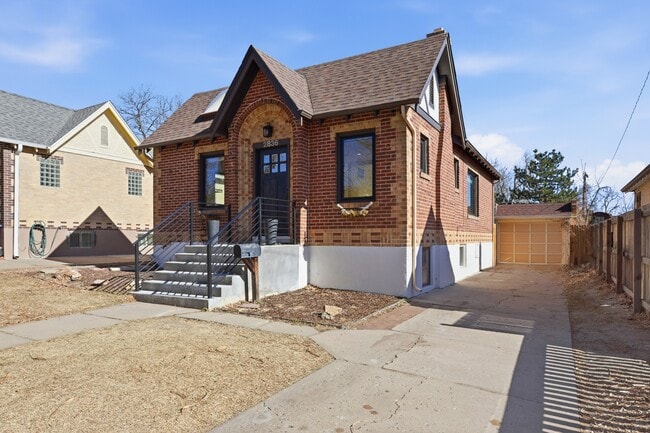 Building Photo - 2836 Vrain St