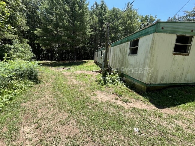 Building Photo - 51 White Pine Dr
