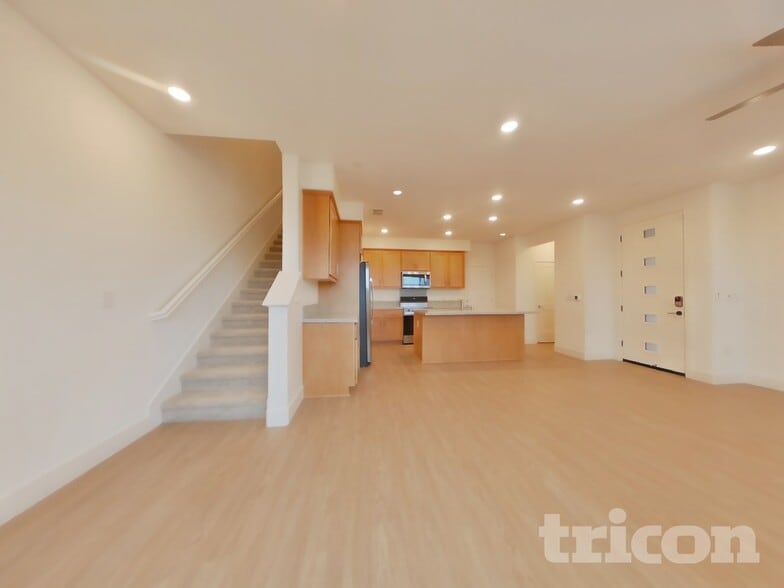 Building Photo - 8213 Perla Wy