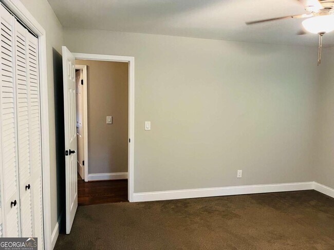 Building Photo - 2472 Ramblewood Ct