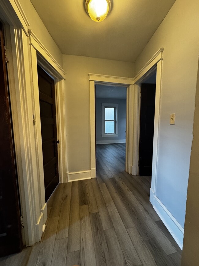 Building Photo - 317 Porter Ave