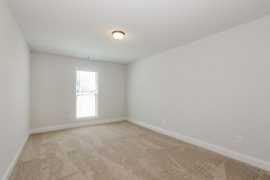 Building Photo - 150 Heartland Cir