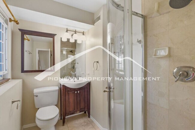 Building Photo - 6590 Montarbor Dr