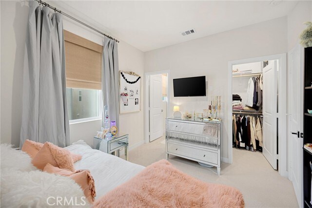 Building Photo - 26 Crown Point Dr