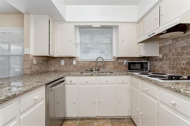 Building Photo - 7549 Brentcove Cir