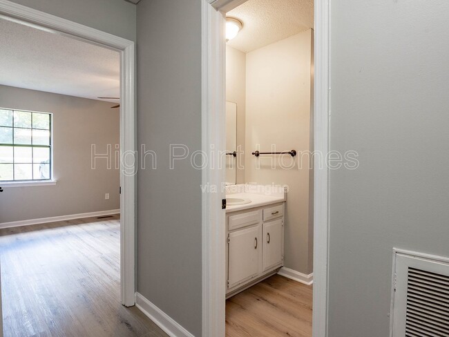 Building Photo - 388 Smitherman Rd
