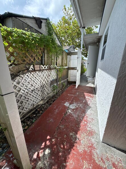 Building Photo - 12881 SW 12th Ter