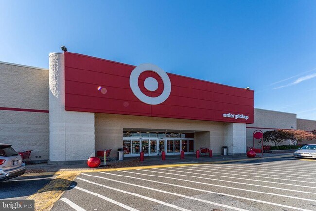 Building Photo - 20 Joyceton Way