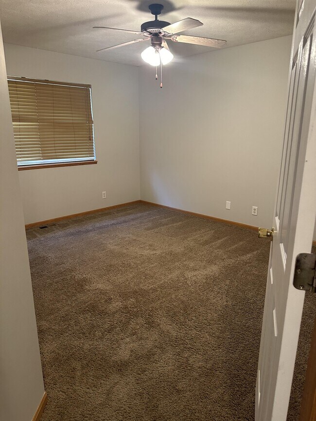 Building Photo - 2021 Sawyer Pl