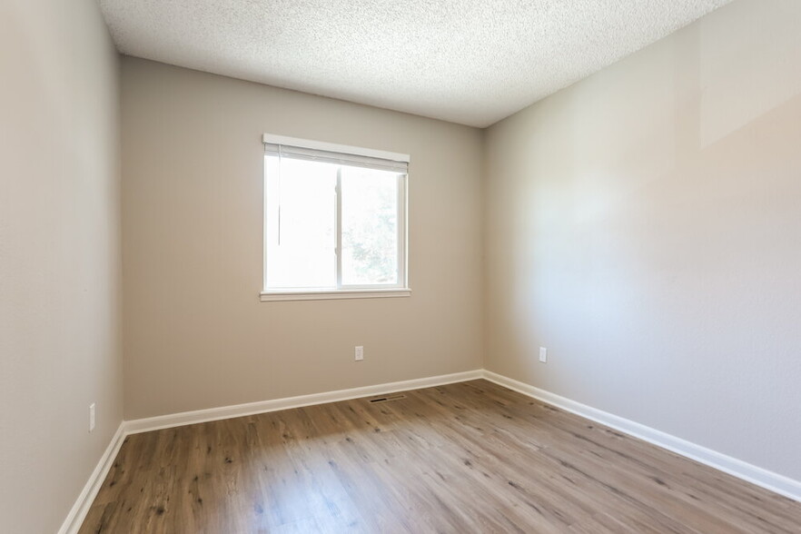 Building Photo - 14171 E Chenango Pl