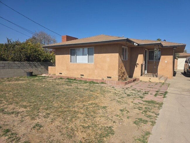 Primary Photo - 230- 3988p -6210 &amp; 6212 Wright Ave. -RB/JP