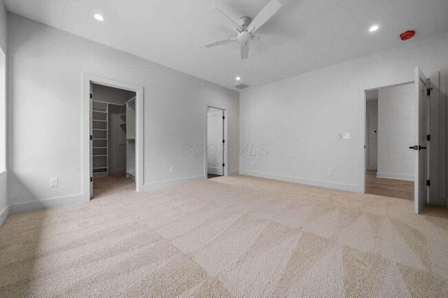 Building Photo - 2777 Donna Dr
