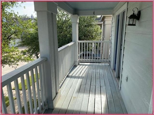 Building Photo - 10773 Traymore Dr