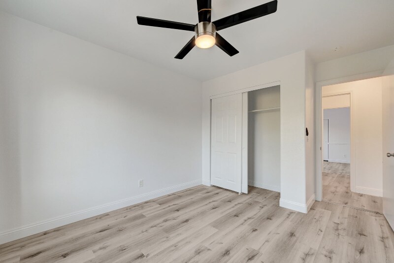Building Photo - 9893 Canyon Peak Dr