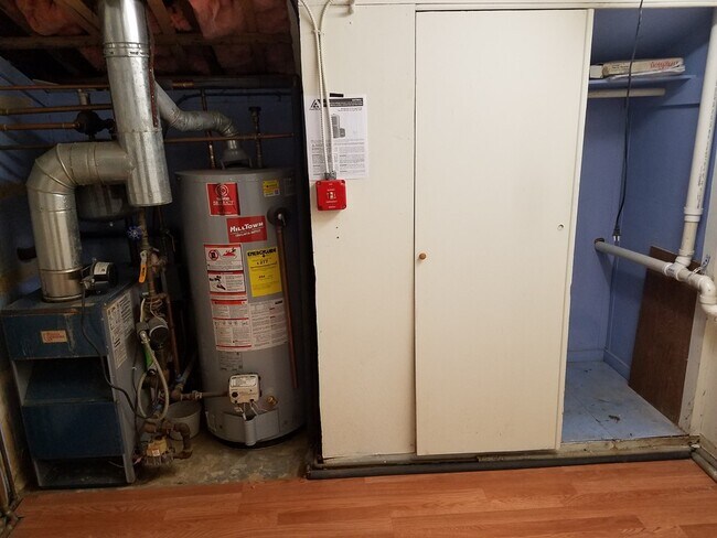 Building Photo - 19 Muriel Rd