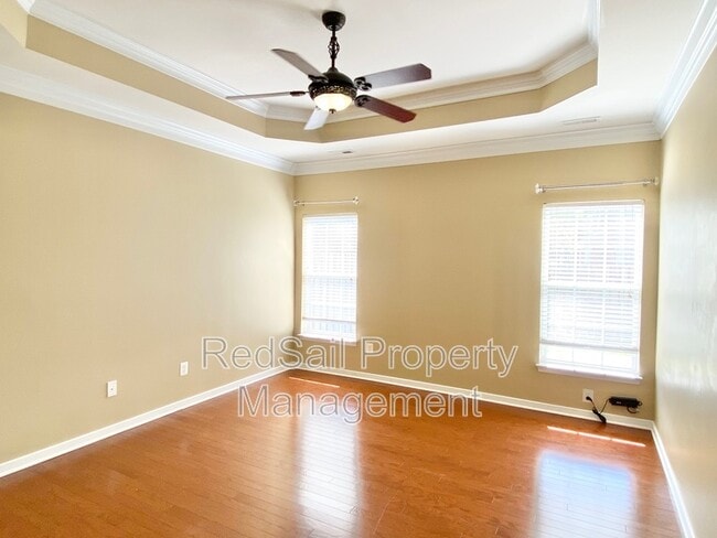 Building Photo - 303 Daniels Dr