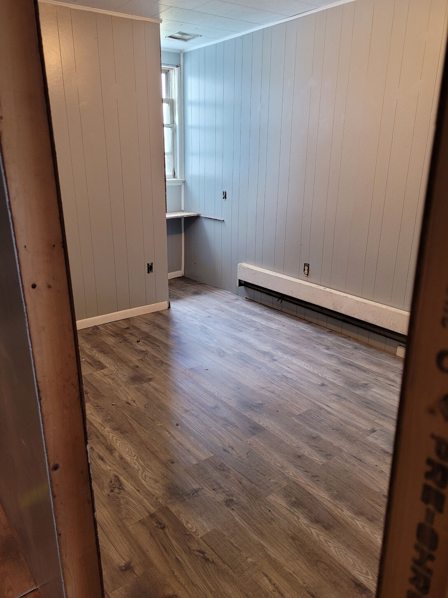 Bedroom 01 - view from entry door - 509 W Centre St