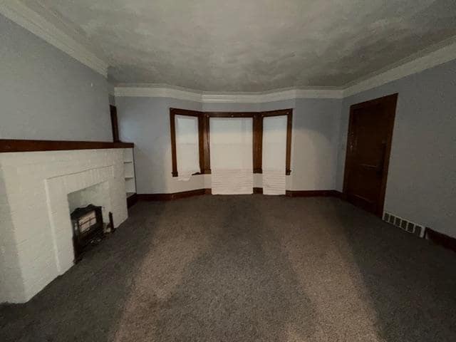 Building Photo - 2945 E 128th St