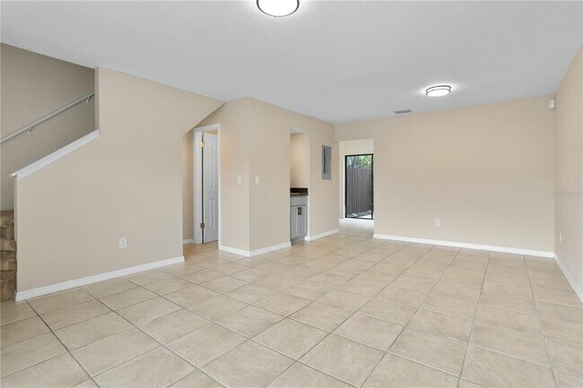 Building Photo - 7337 Cedar Creek Ct