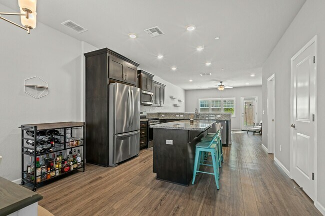 Building Photo - 3918 Wickman Loop
