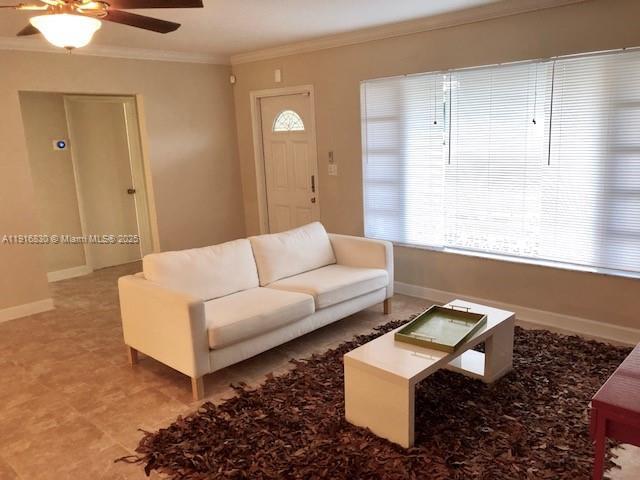 Building Photo - 216 SE 5th St