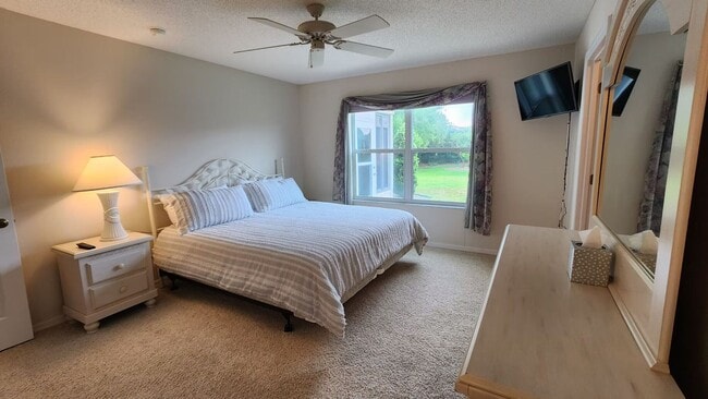 Building Photo - 916 Eastmont Ct