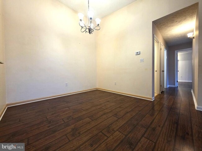 Building Photo - 58 Windbrooke Cir