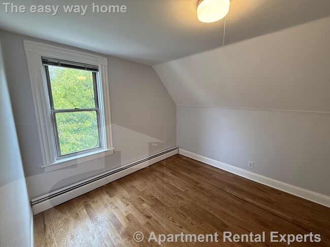 Building Photo - 29 Trull St