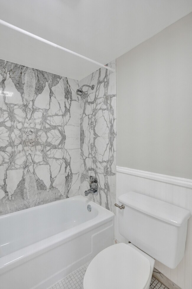 Building Photo - 1401 S Ocean Blvd