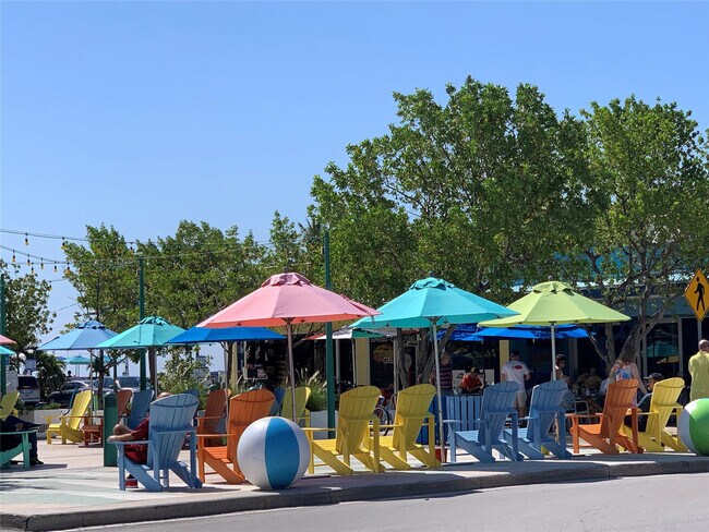 Primary Photo - 1541 S Ocean Blvd