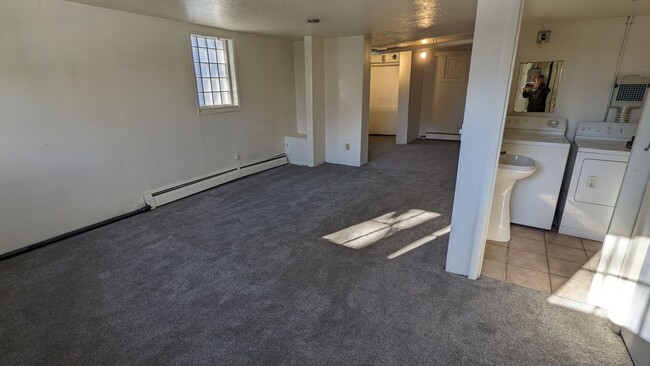 Building Photo - AVAILABLE FEBRUARY 1st! HISTORIC 3-BDRM HO...