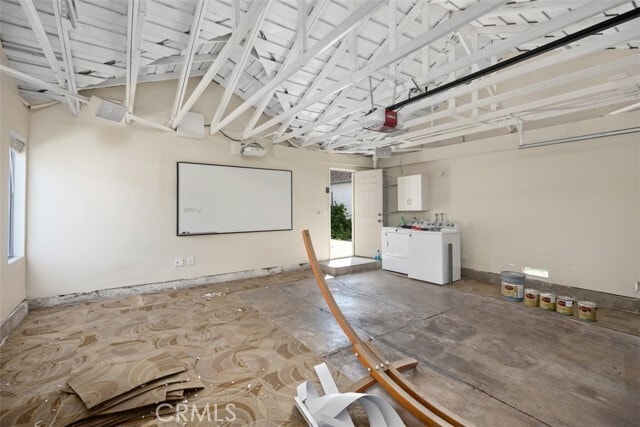 Building Photo - 5 Bright Hollow