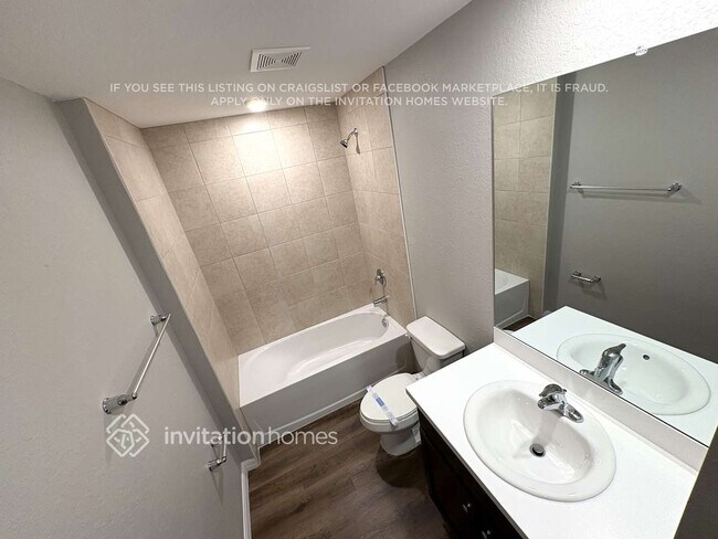 Building Photo - 25372 Estrada Cir