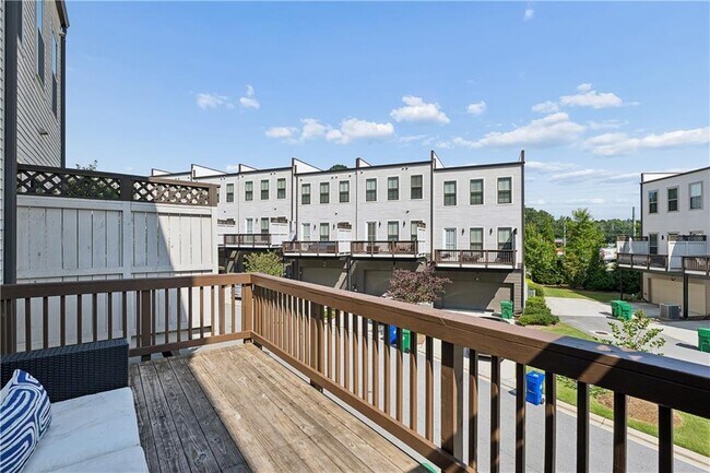 Building Photo - 857 Constellation Dr