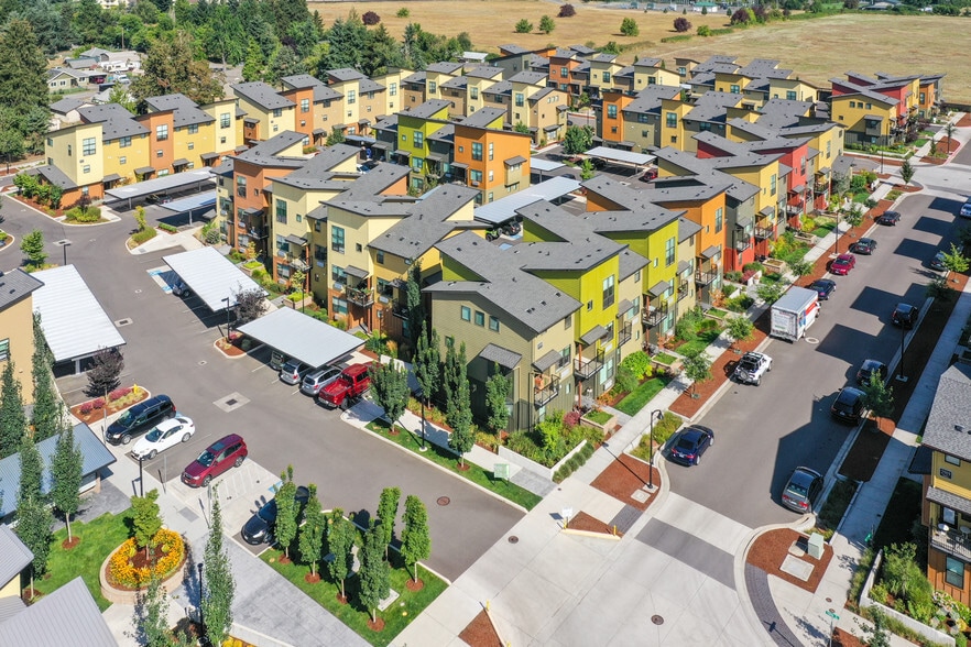 The Tennyson At Crescent Village 2850 Shadow View Dr Eugene OR 97408