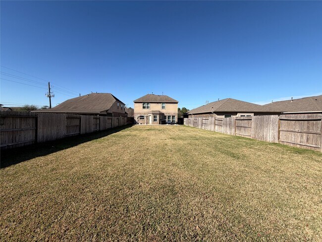 Building Photo - 15218 Loys Coves Ct