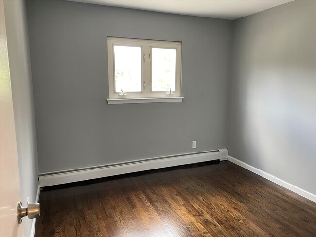 Building Photo - 54 Schneider Ln