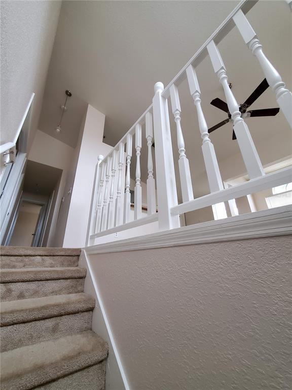 Building Photo - 1604 Columbia Arms Cir