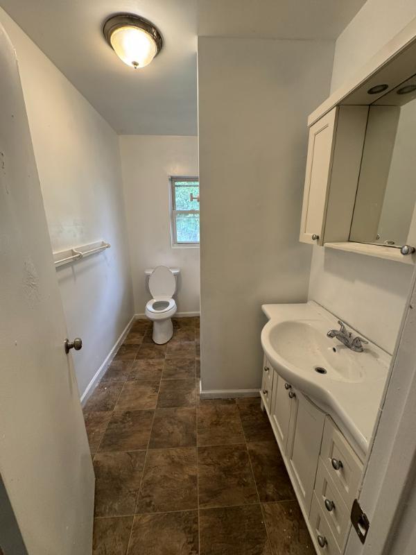 Building Photo - 2812 Fuller Ave NE