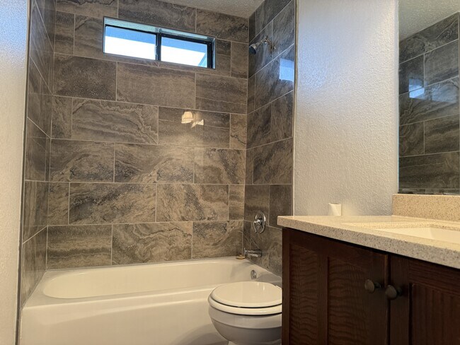 Building Photo - 2506 Boyd Ave