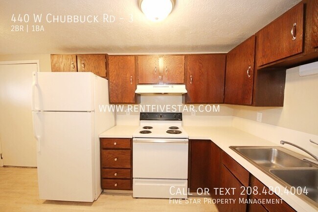 Building Photo - 440 W Chubbuck Rd