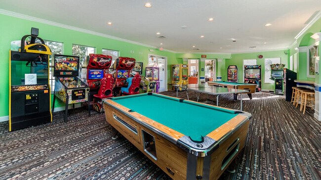 Building Photo - 8150 Fan Palm Way
