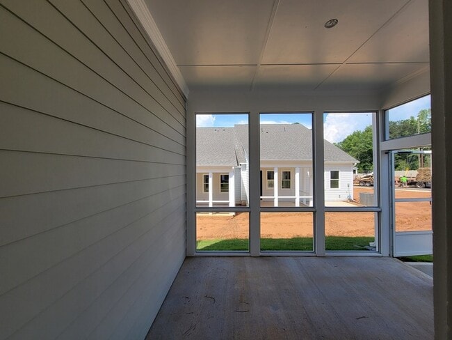 Building Photo - Beautiful Townhome for Lease in Kennesaw