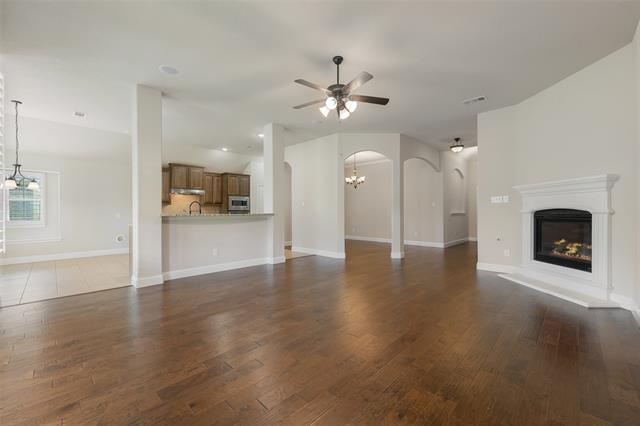 Building Photo - 206 Covington Dr