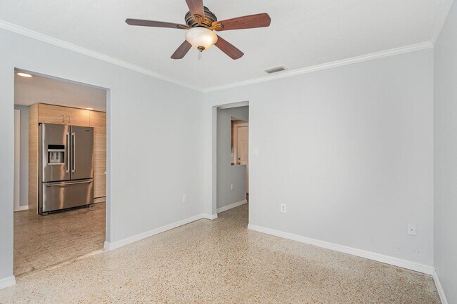 Building Photo - 2255 Fatzler Rd