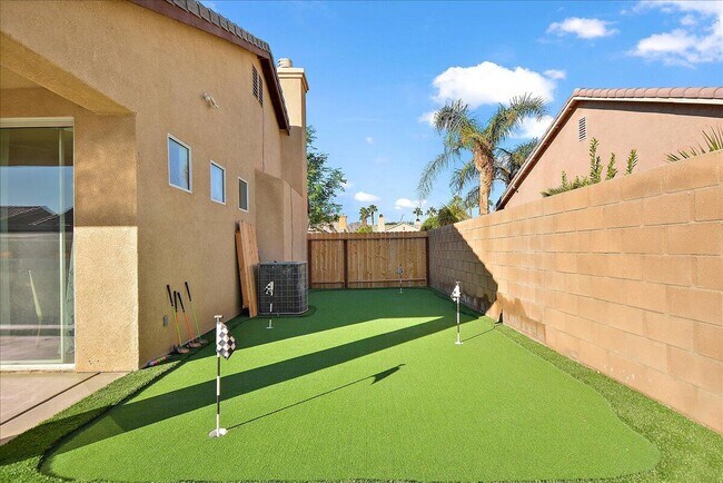 Building Photo - 47450 Manteca Ct