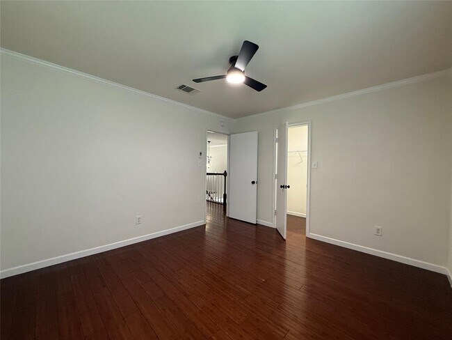 Building Photo - 307 Indian Meadow Dr