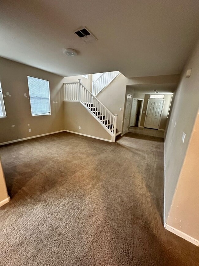 Building Photo - 2161 Chapman Oak Dr
