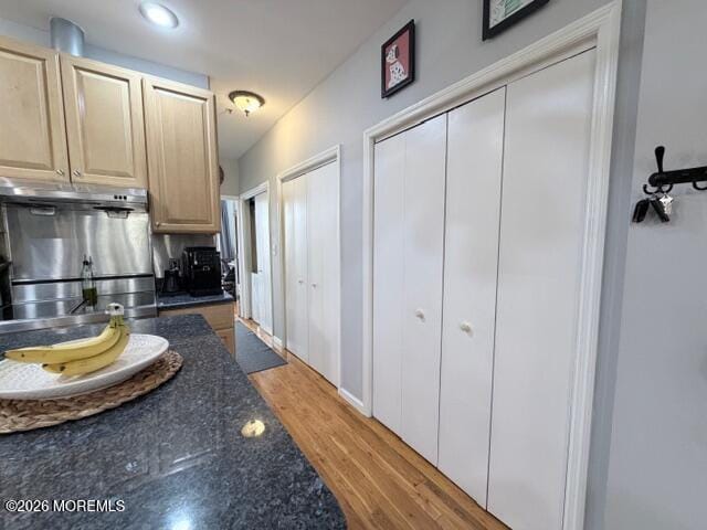 Building Photo - 58 Monroe St